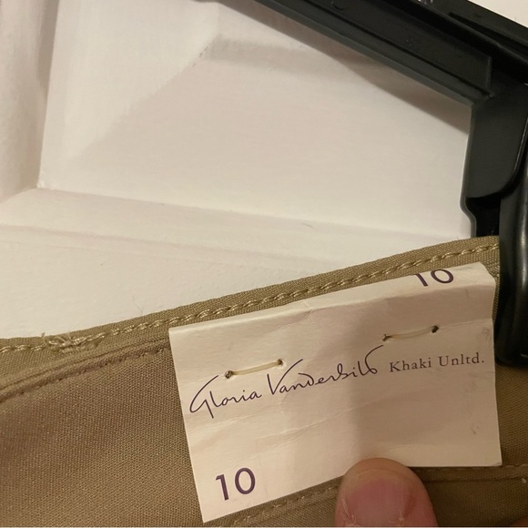 Gloria Vanderbilt Tan Khaki Capri Pants Sz 10 NWT Luxe Sateen Belt Crop Cotton - Picture 7 of 11